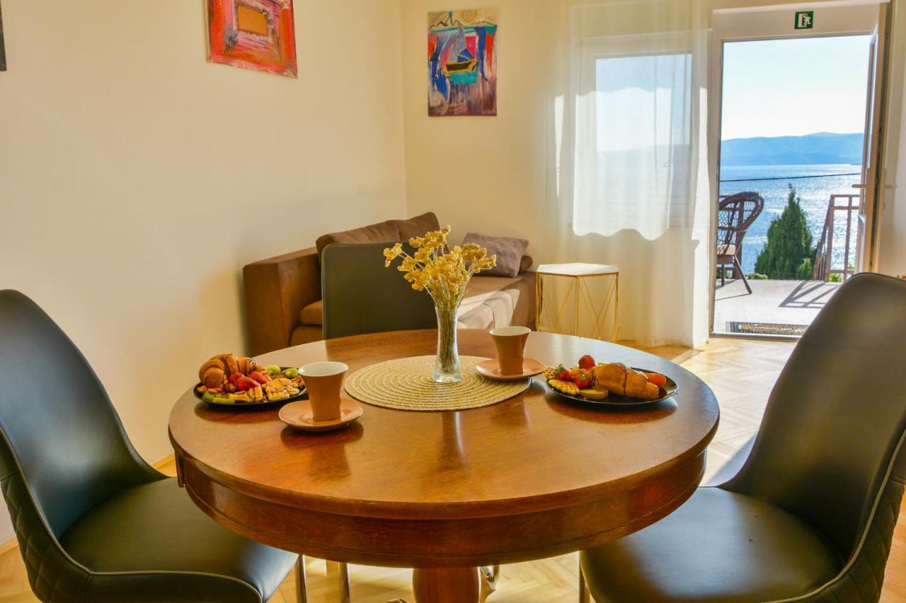 Apartmani Krijesnica Senj  Exteriör bild
