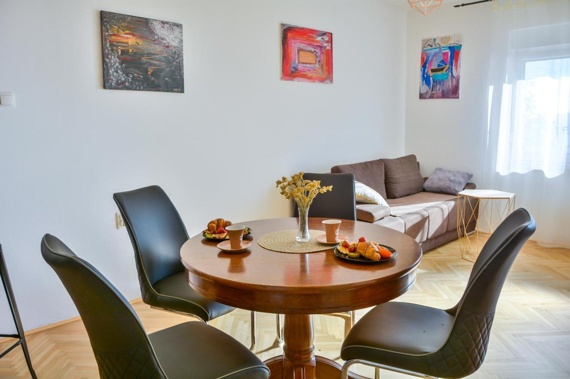 Apartmani Krijesnica Senj  Exteriör bild