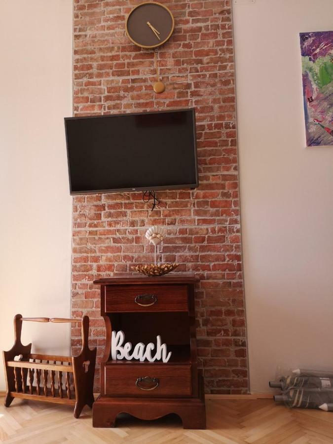 Apartmani Krijesnica Senj  Exteriör bild