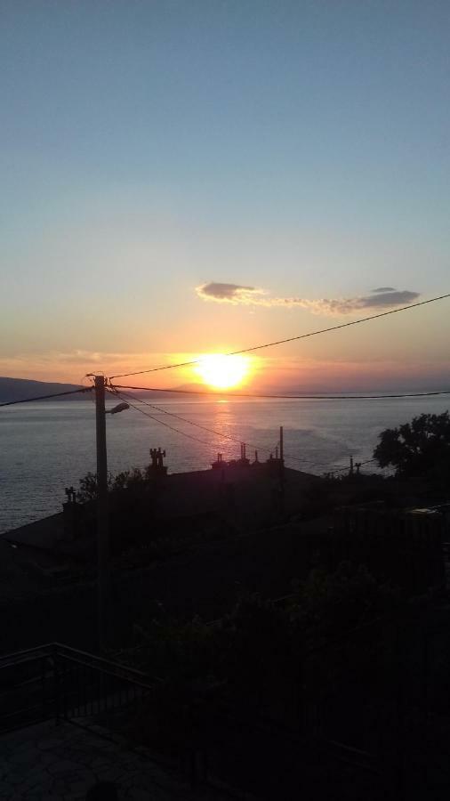 Apartmani Krijesnica Senj  Exteriör bild